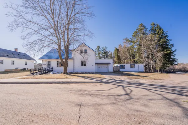 $175,000 | 121 West Oak Street, Stanley, WI 54768