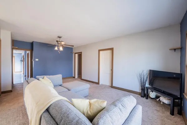 $175,000 | 121 West Oak Street, Stanley, WI 54768