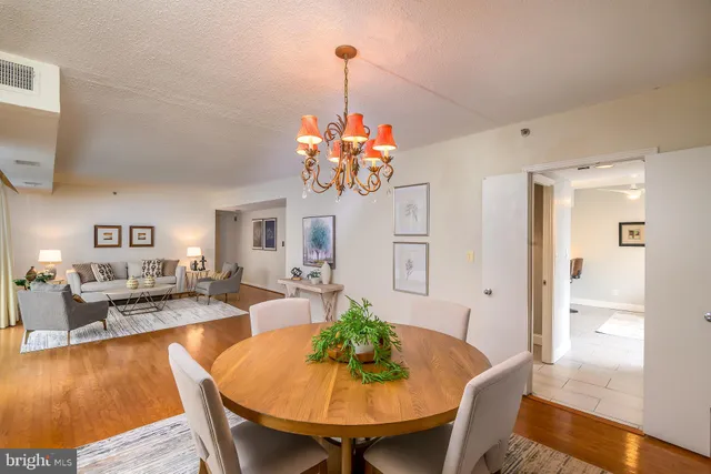 $580,000 | 1016 South Wayne Street, Unit 604, Arlington, VA 22204