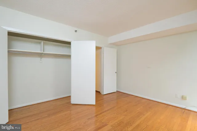 $580,000 | 1016 South Wayne Street, Unit 604, Arlington, VA 22204