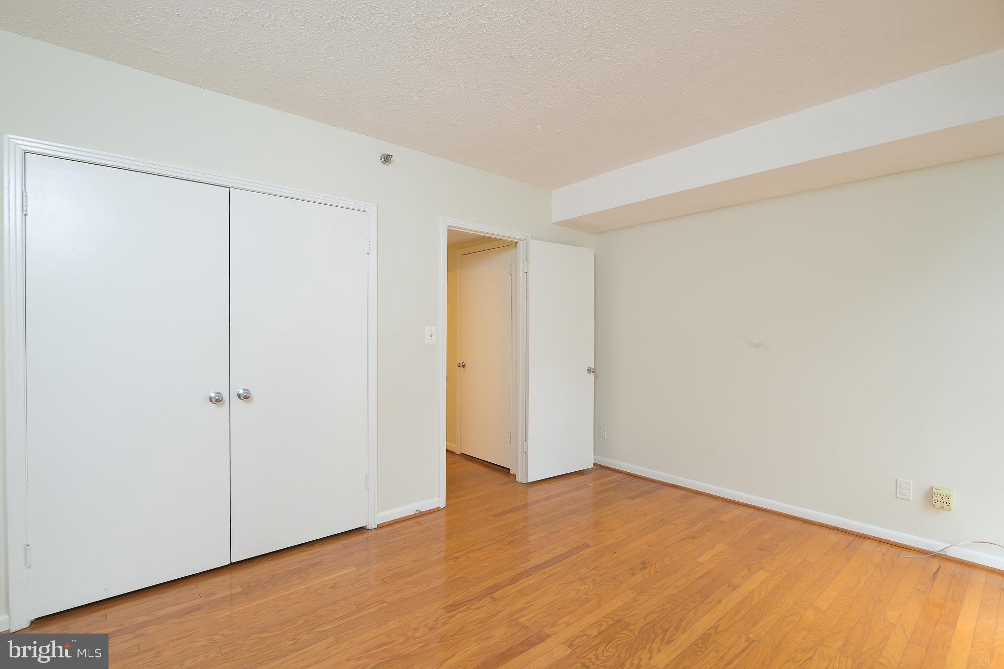 1016 South Wayne Street, Unit 604 Arlington, VA 22204 - Photo 26 of 42 a view of an empty room