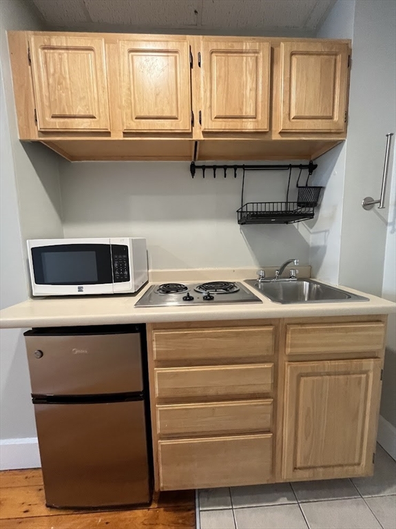 505 Beacon Street, Unit 13 Boston, MA 02215 - Photo 3 of 4