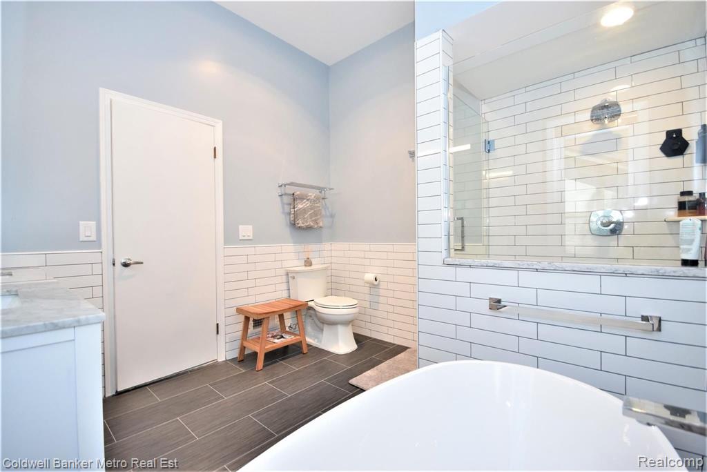 1803 Rapids Way Rochester Hills, MI 48309 - Photo 31 of 63