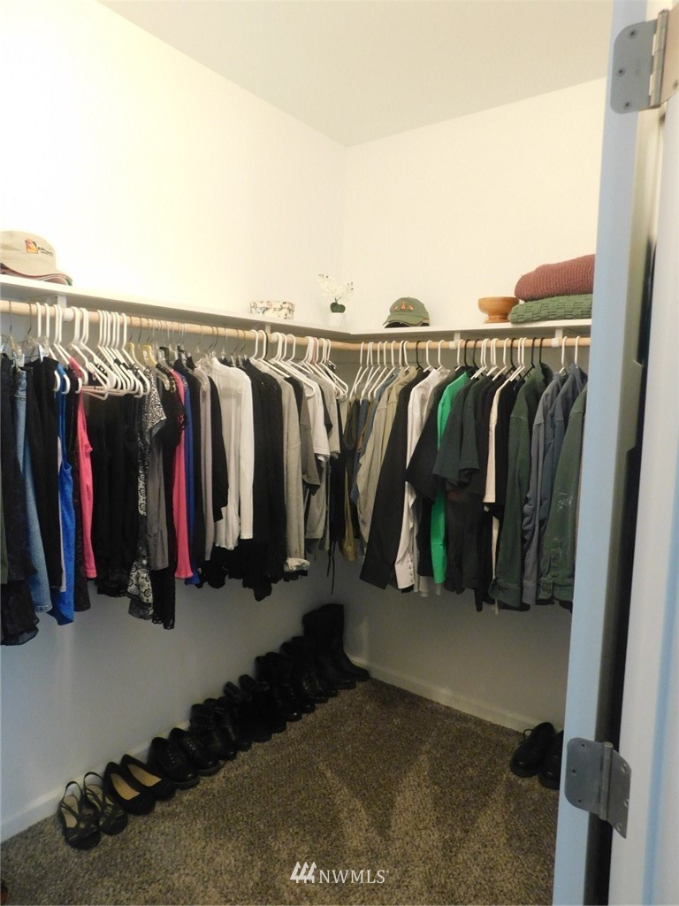 7903 Grove Road Northeast Moses Lake, WA 98837 - Photo 12 of 24 Gallery Image 12