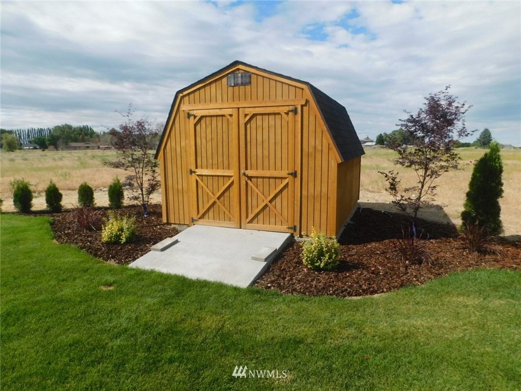 7903 Grove Road Northeast Moses Lake, WA 98837 - Photo 21 of 24 Gallery Image 21