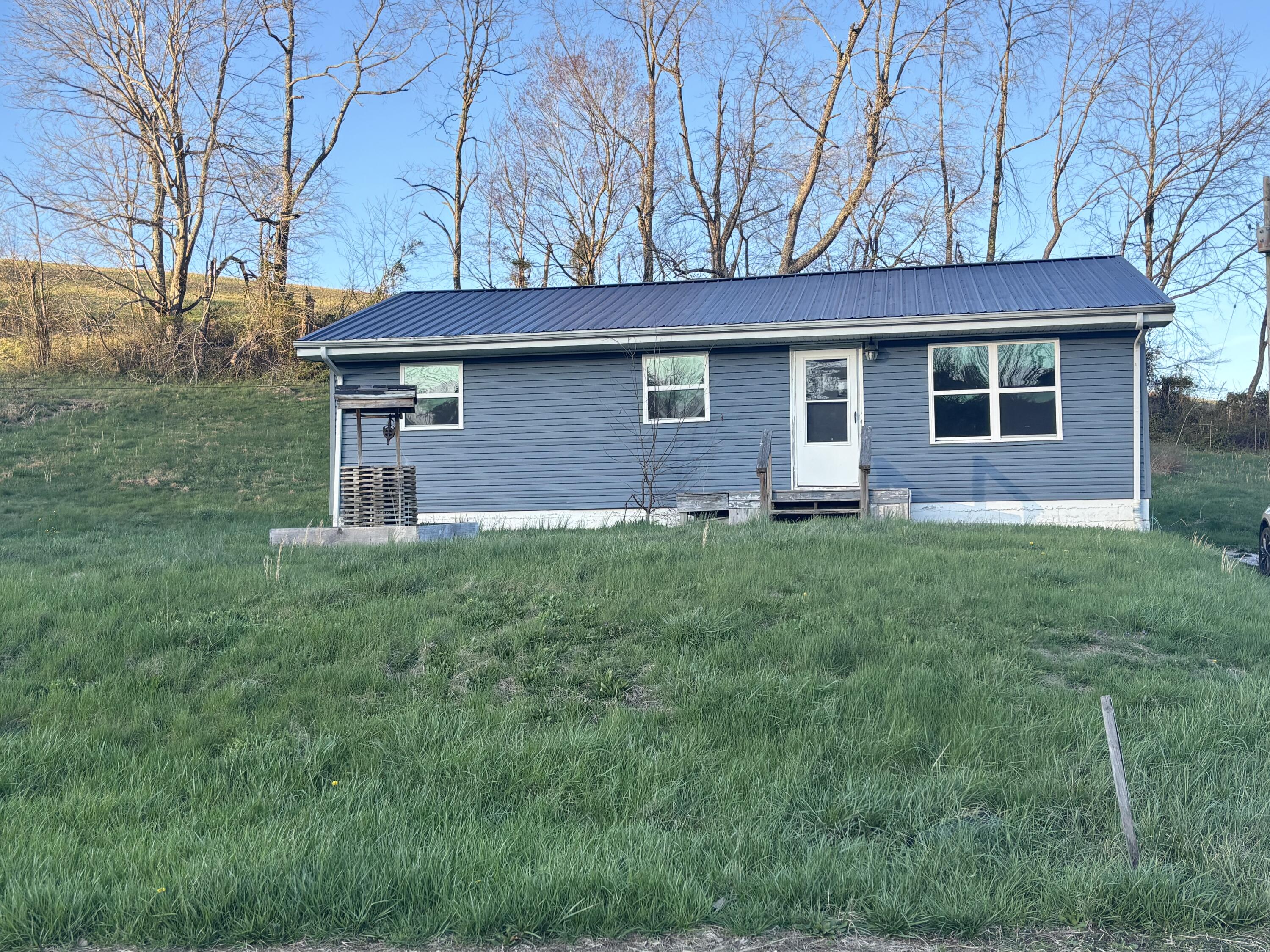 50 West Maytown Road Ezel, KY 41425 - Photo 1 of 22 IMG_4489