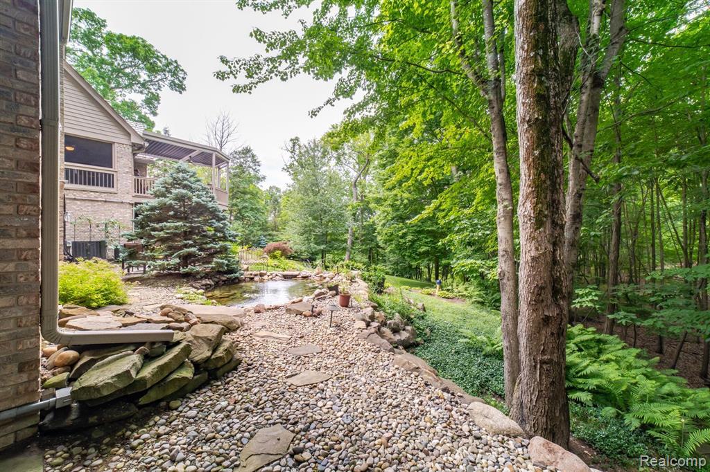 7417 Fen Ridge Clarkston, MI 48348 - Photo 60 of 82