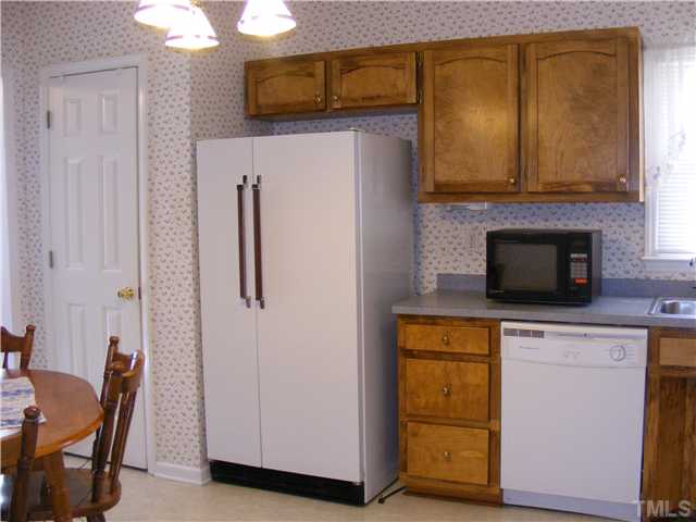 222 Harris Road Smithfield, NC 27577 - Photo 11 of 24 Gallery Image 11
