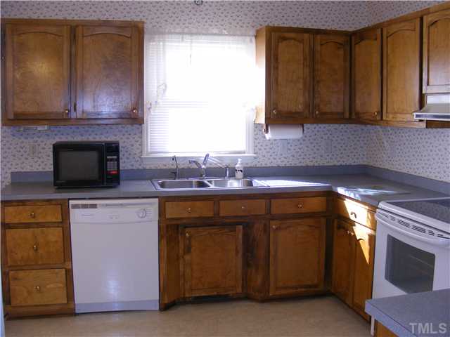 222 Harris Road Smithfield, NC 27577 - Photo 12 of 24 Gallery Image 12