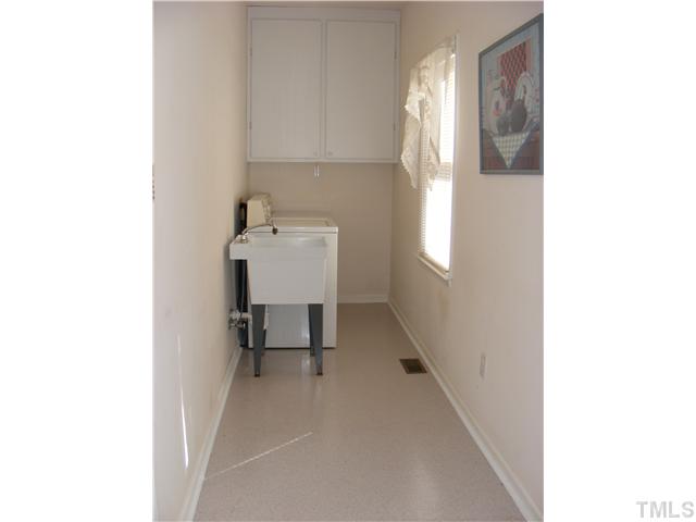 222 Harris Road Smithfield, NC 27577 - Photo 13 of 24 Gallery Image 13