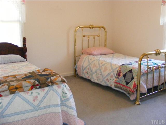 222 Harris Road Smithfield, NC 27577 - Photo 16 of 24 Gallery Image 16