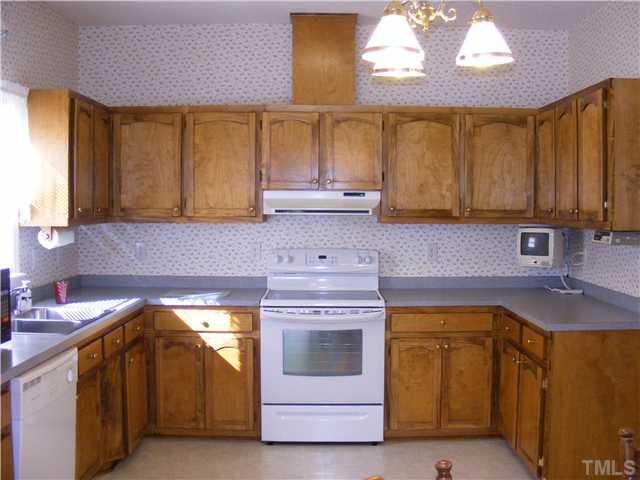 222 Harris Road Smithfield, NC 27577 - Photo 10 of 24 Gallery Image 10