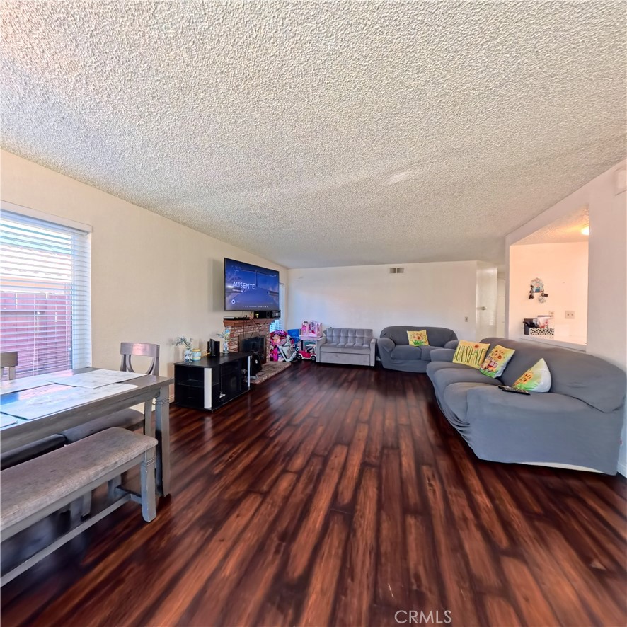 16417 Havenwood Road Moreno Valley, CA 92551 - Photo 3 of 23