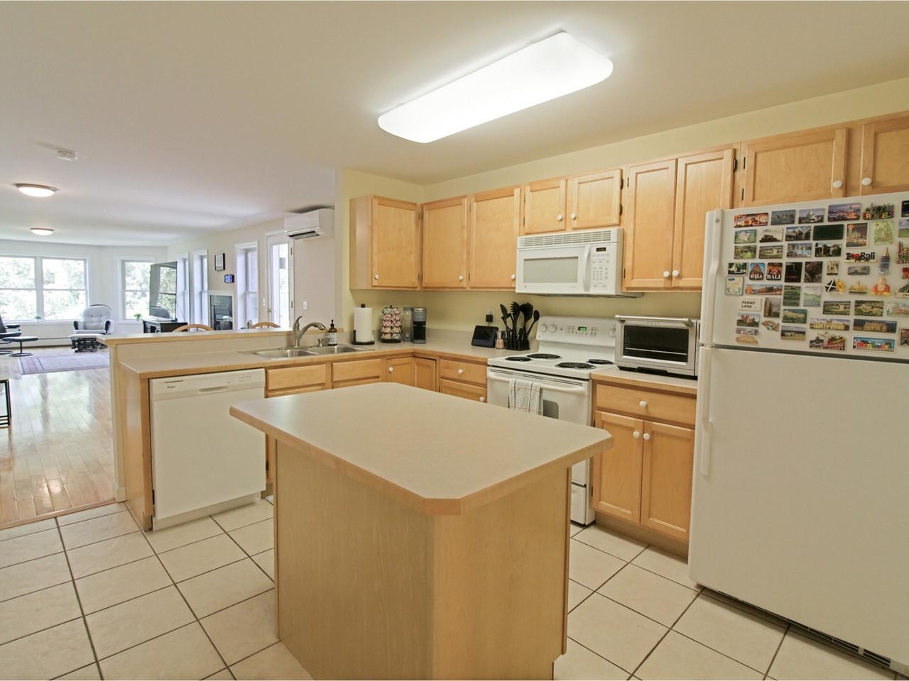 91 Claire Point Road Burlington, VT 05408 - Photo 15 of 63