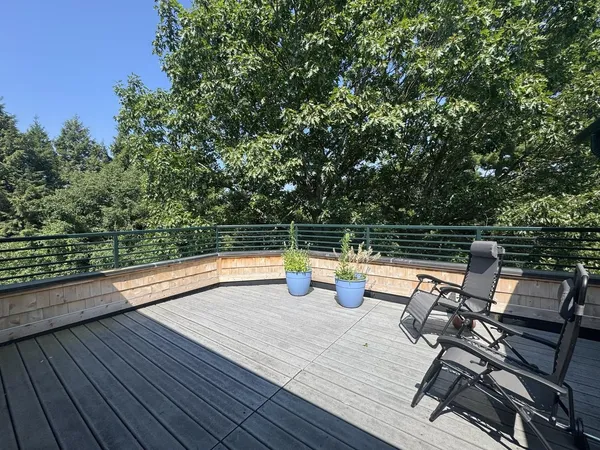 $489,000 | 91 Claire Point Road, Burlington, VT 05408