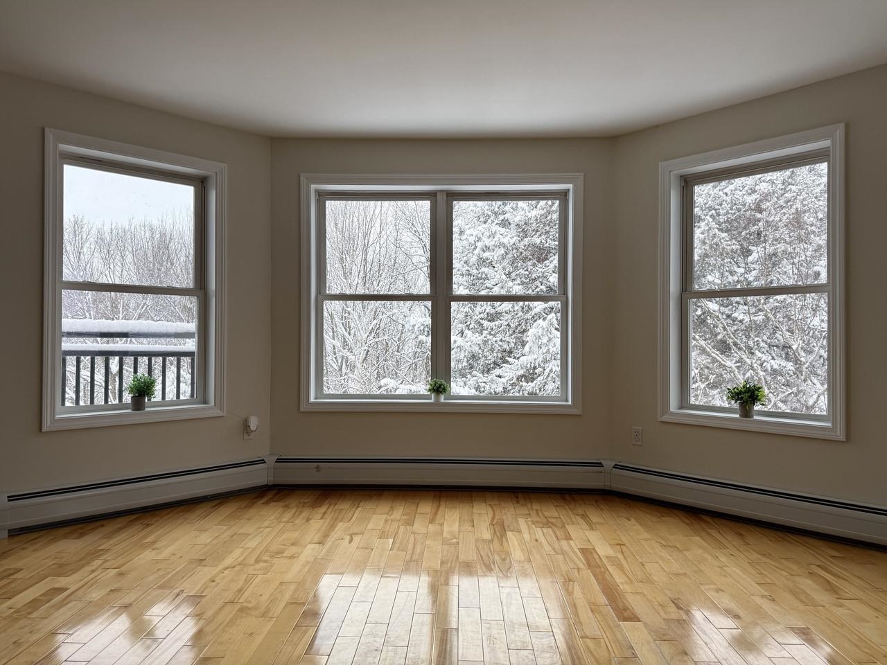 91 Claire Point Road Burlington, VT 05408 - Photo 4 of 63