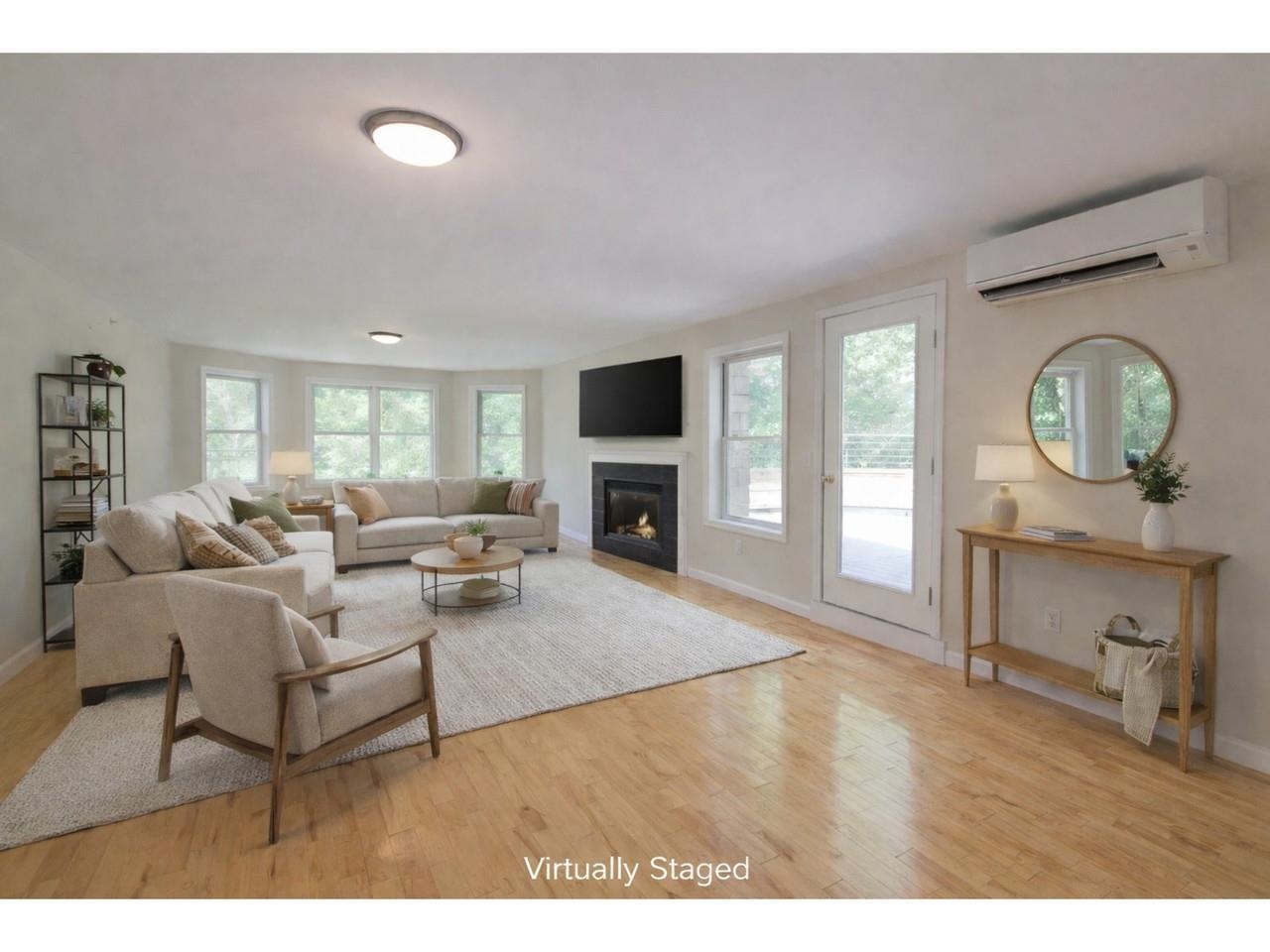 91 Claire Point Road Burlington, VT 05408 - Photo 4 of 34