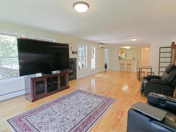 $489,000 | 91 Claire Point Road, Burlington, VT 05408