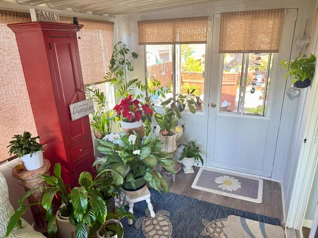 $325,000 | 36 Oceanview Avenue, Unit 36, Half Moon Bay, CA 94019