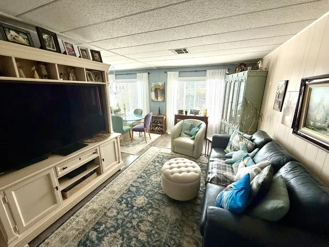 $325,000 | 36 Oceanview Avenue, Unit 36, Half Moon Bay, CA 94019