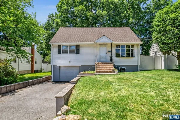 $549,910 | 101 Pinecrest Terrace, Wayne, NJ 07470