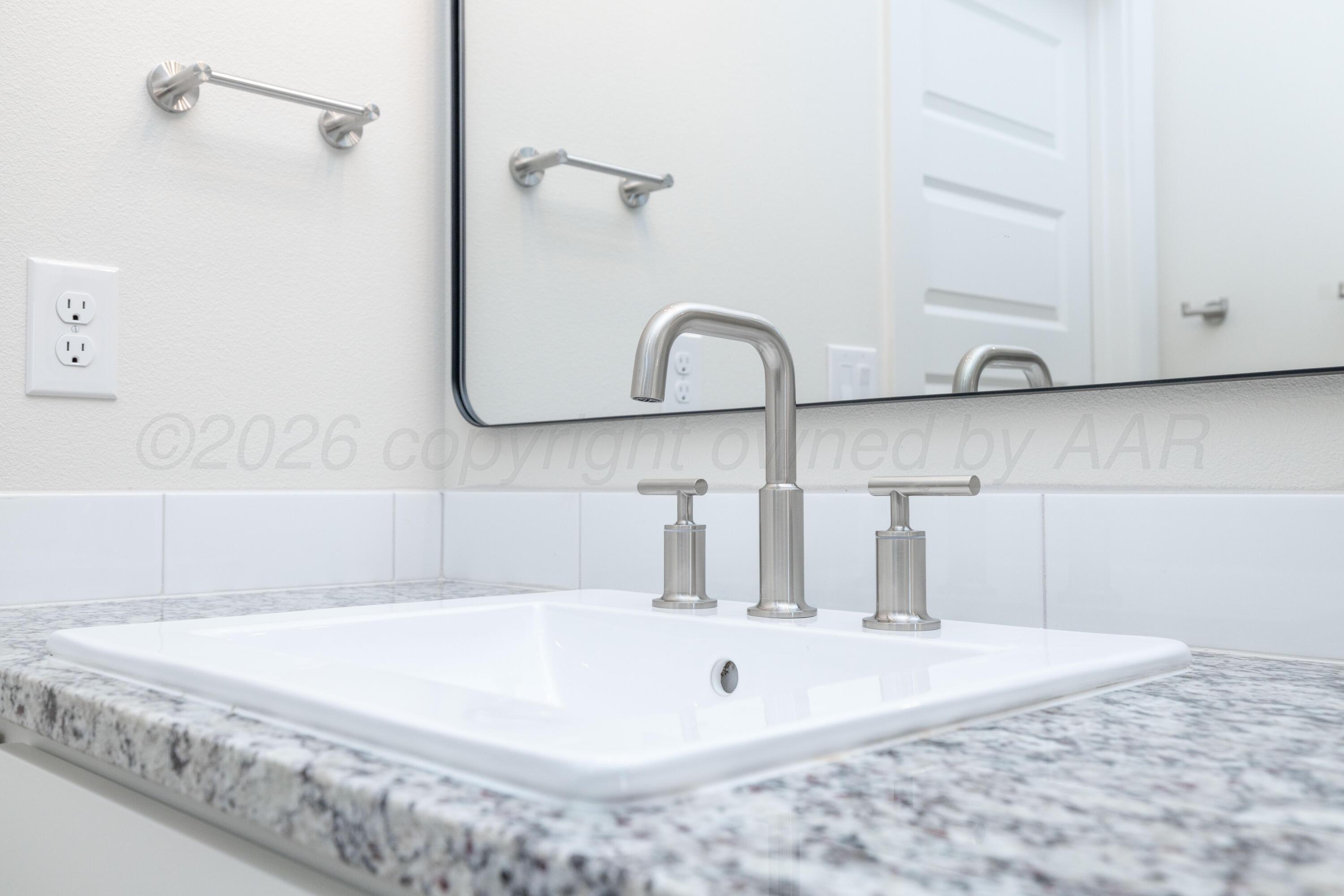 3006 Frontier Lane Amarillo, TX 79124 - Photo 6 of 16 a bathroom with a bathtub