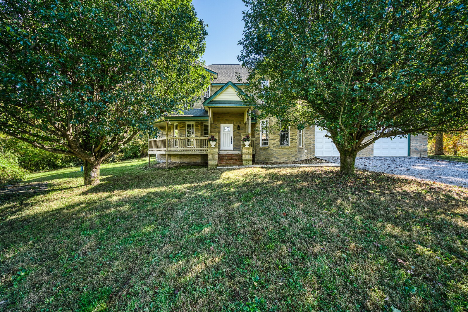 423 Arthur Seagraves Road Sparta, TN 38583 - Photo 2 of 50 Gallery Image 2