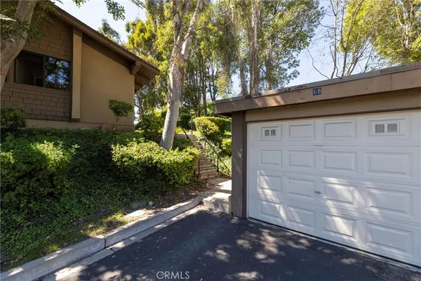 $630,000 | 15942 Alta Vista Drive, Unit D, La Mirada, CA 90638