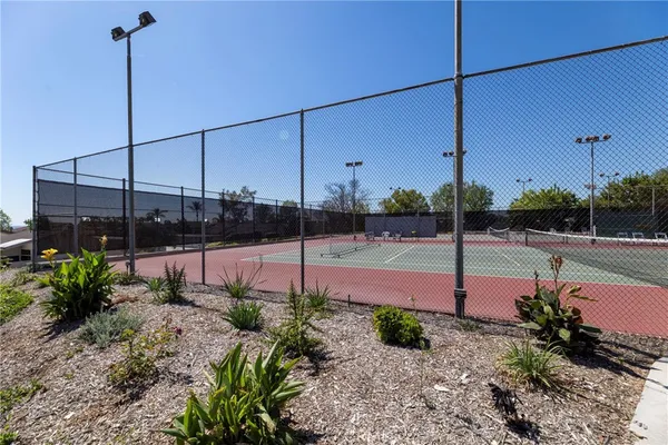 $630,000 | 15942 Alta Vista Drive, Unit D, La Mirada, CA 90638