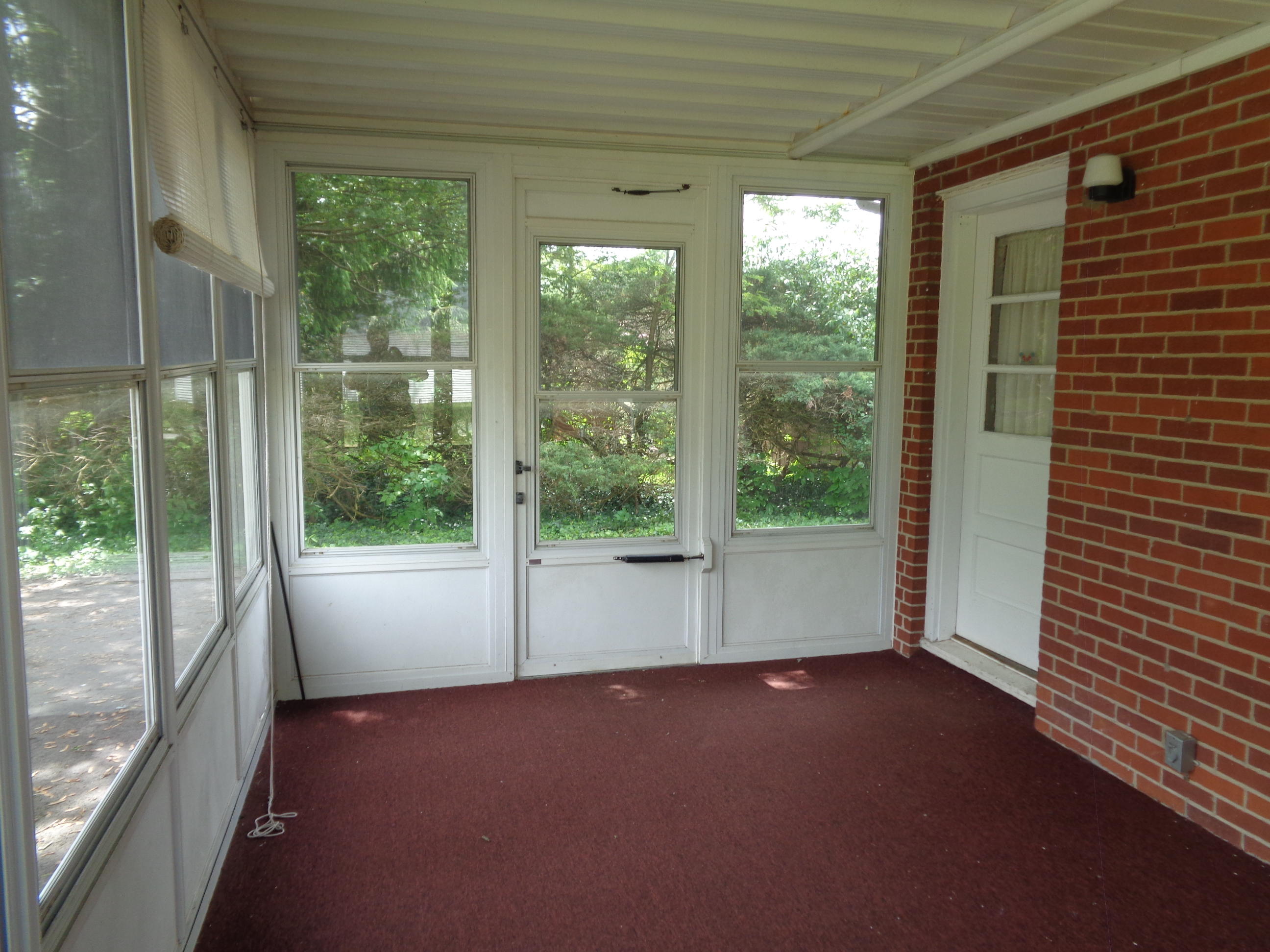 2424 Cottingham Road North Springfield, OH 45502 - Photo 5 of 29