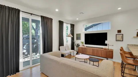$469,000 | 510 Blackson Avenue, Unit 2, Austin, TX 78752