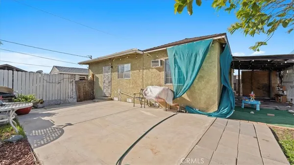 a picture of houses with outdoor space