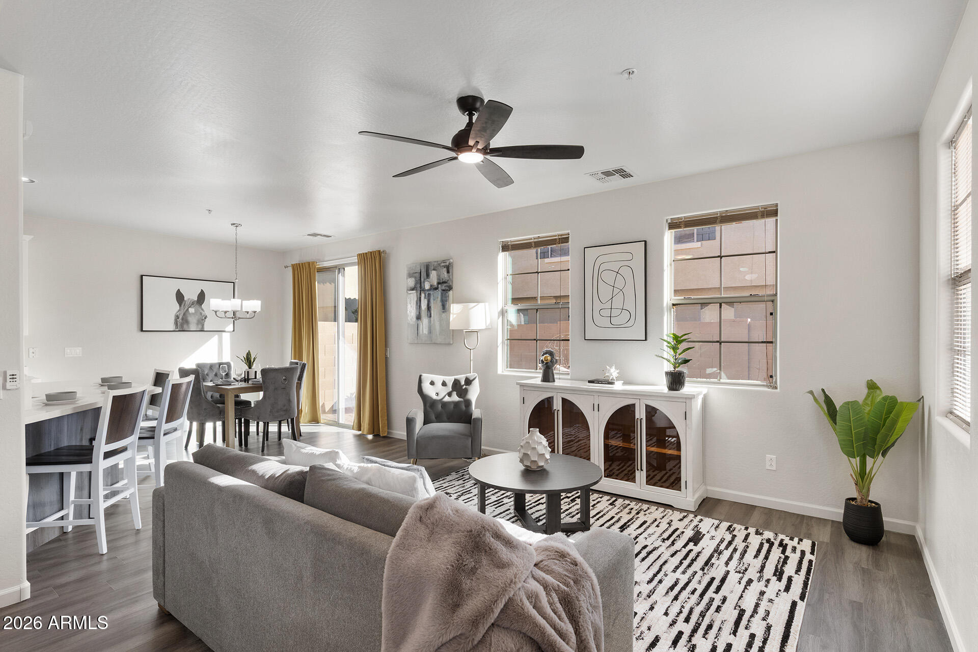 1433 North 80th Lane Phoenix, AZ 85043 - Photo 3 of 21 Living Room
