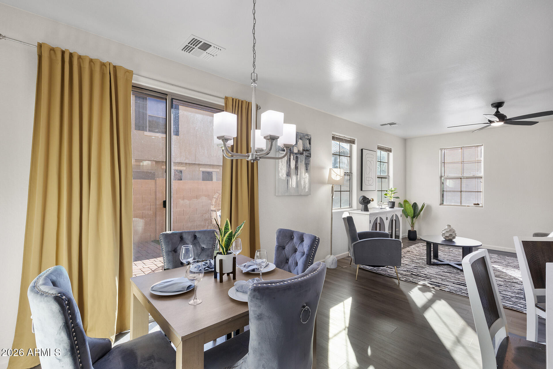 1433 North 80th Lane Phoenix, AZ 85043 - Photo 9 of 21 Dining Area