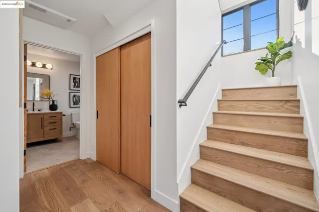 $995,000 | 1516 Blake Street, Unit A, Berkeley, CA 94703