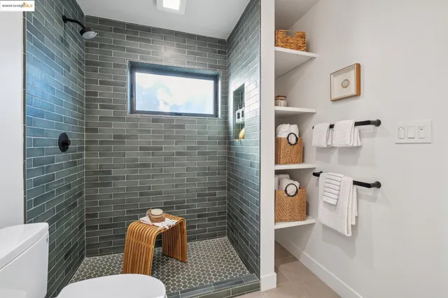 $995,000 | 1516 Blake Street, Unit A, Berkeley, CA 94703