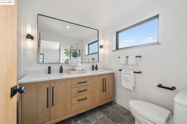 $995,000 | 1516 Blake Street, Unit A, Berkeley, CA 94703