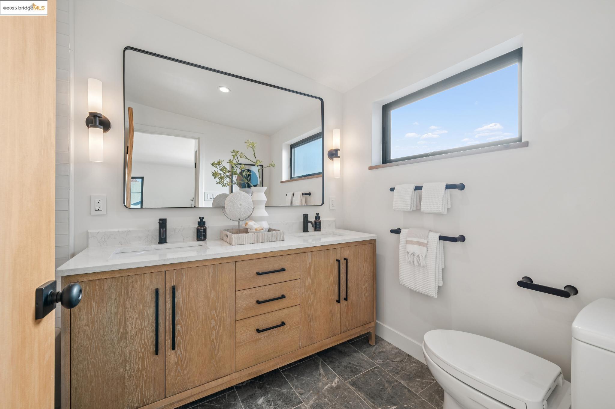 1516 Blake Street, Unit A Berkeley, CA 94703 - Photo 34 of 56