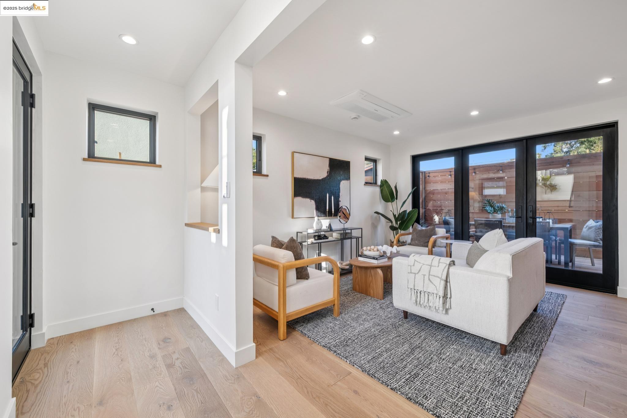 1516 Blake Street, Unit A Berkeley, CA 94703 - Photo 5 of 56