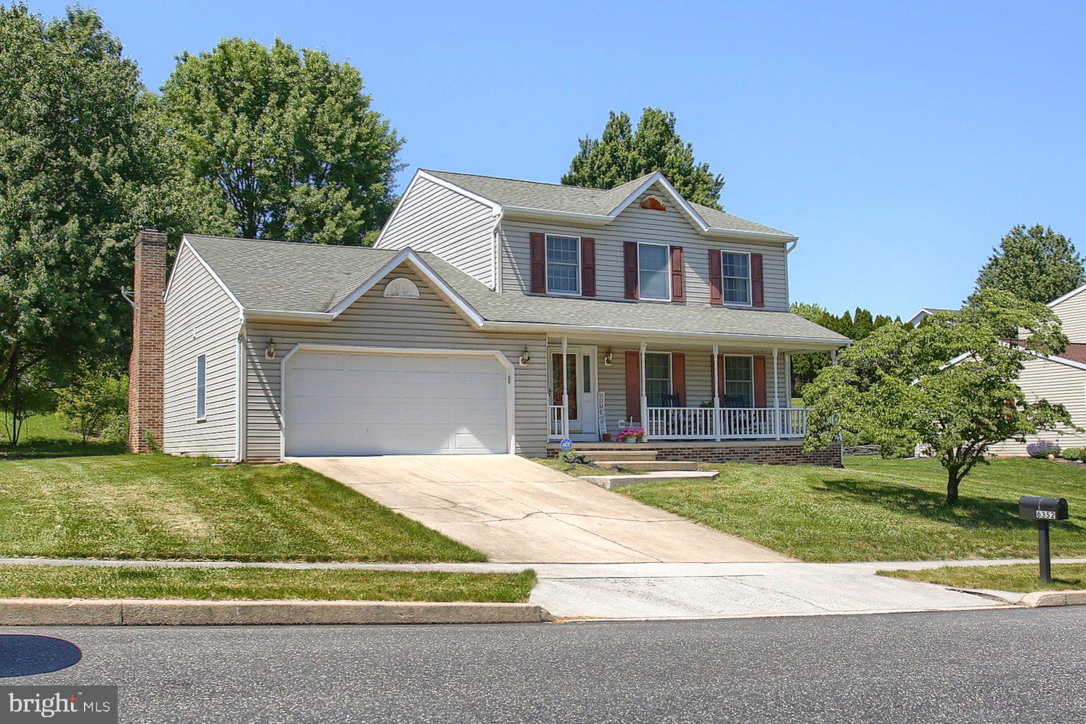 6352 Bennington Road Mechanicsburg, PA 17050 - Photo 2 of 17 Front