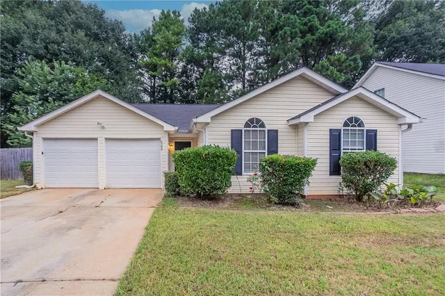 $237,000 | 6384 Stonebridge Creek Lane, Lithonia, GA 30058