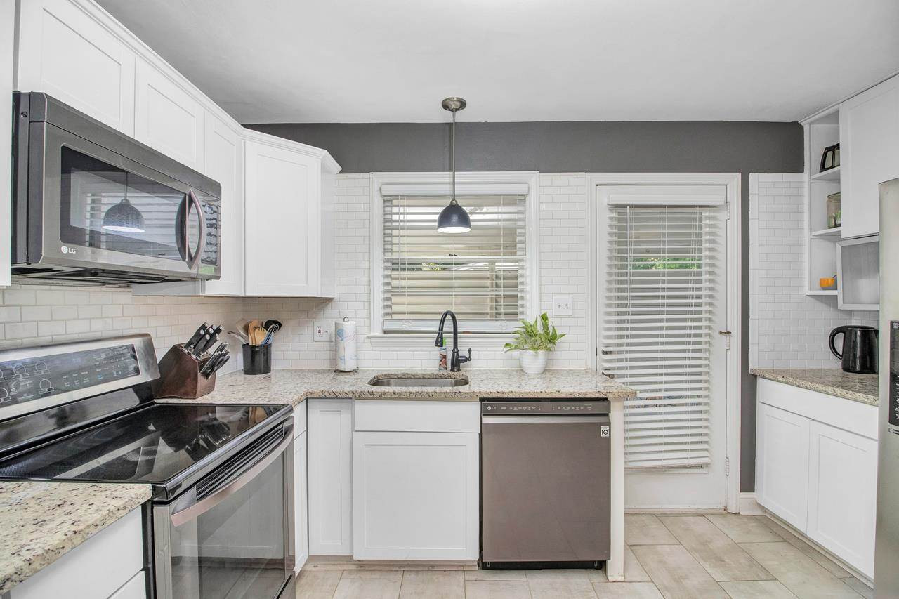 2725 Rothgeb Drive Raleigh, NC 27609 - Photo 7 of 27 Photo 7
