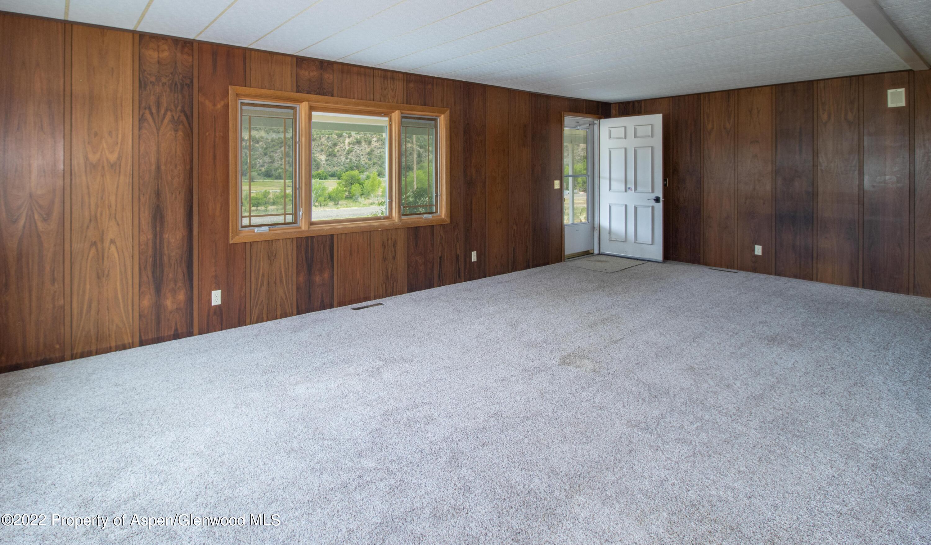 103 Rippy Lane New Castle, CO 81647 - Photo 4 of 16 entry-living