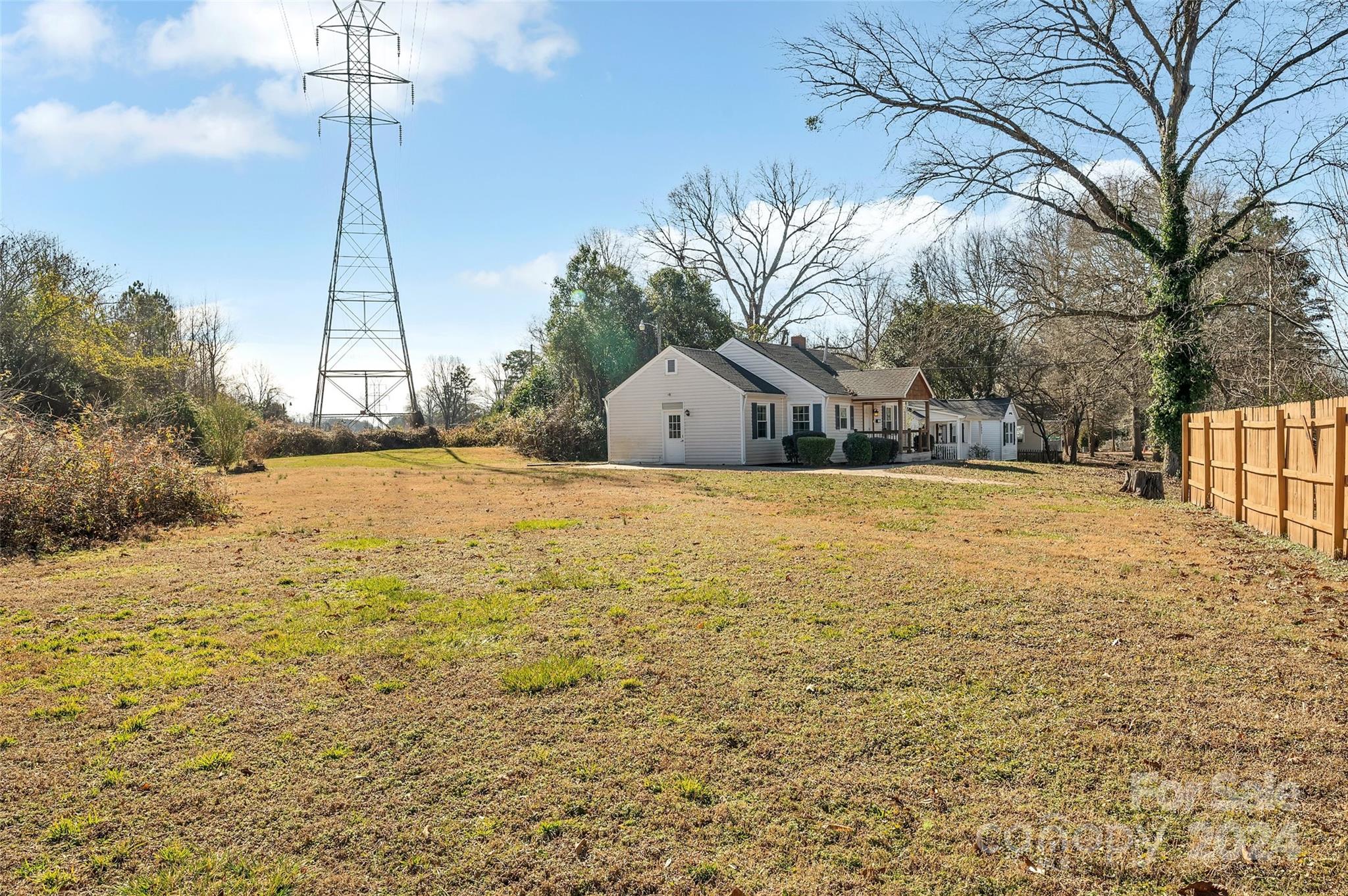 2831 Cowles Road Charlotte, NC 28208 - Photo 5 of 22