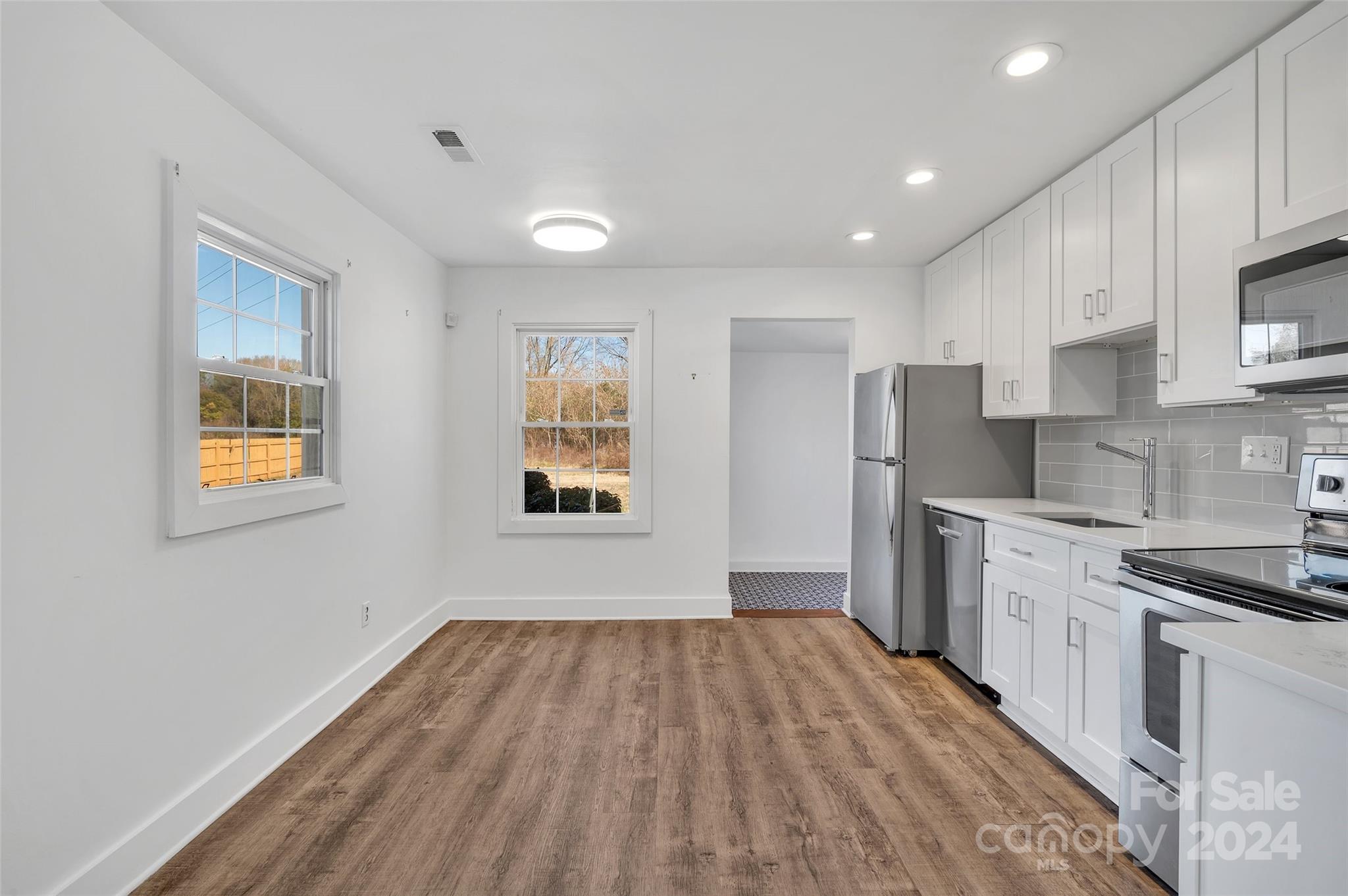 2831 Cowles Road Charlotte, NC 28208 - Photo 9 of 22