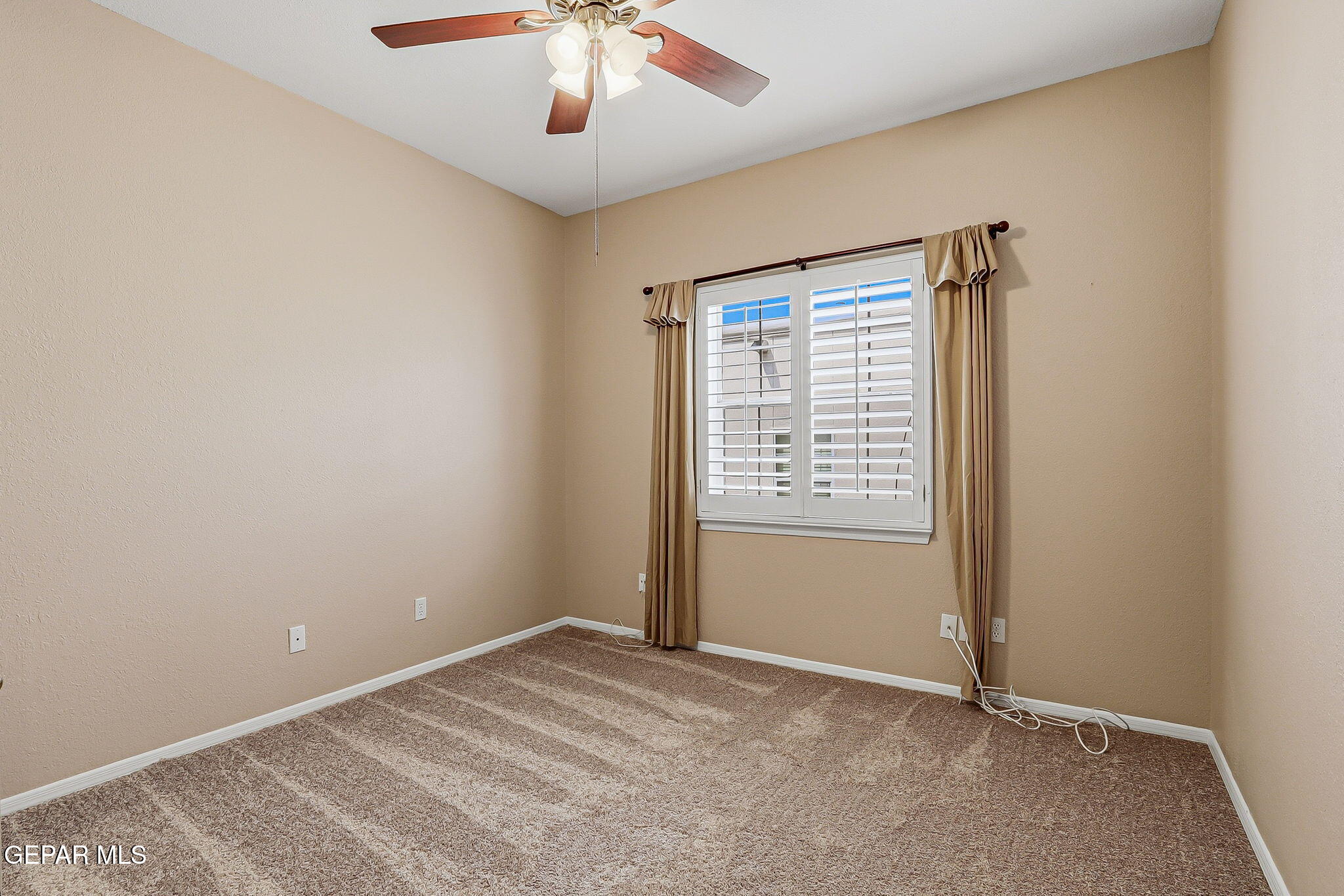1385 Rainbow Ridge Drive El Paso, TX 79912 - Photo 34 of 49 42-web-or-mls-IMG_6369