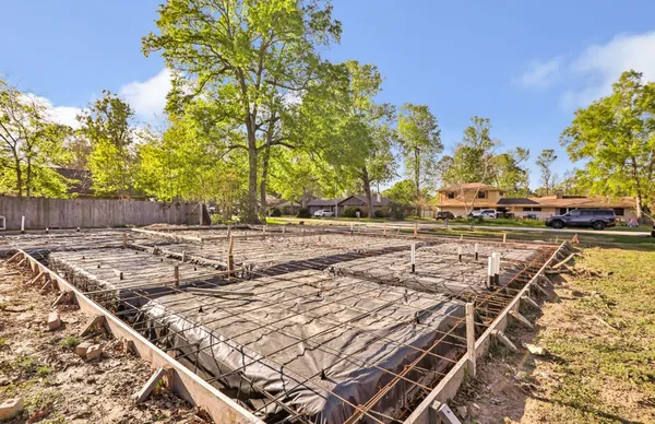 $55,000 | 718 Fall Creek Drive, Houston, TX 77336