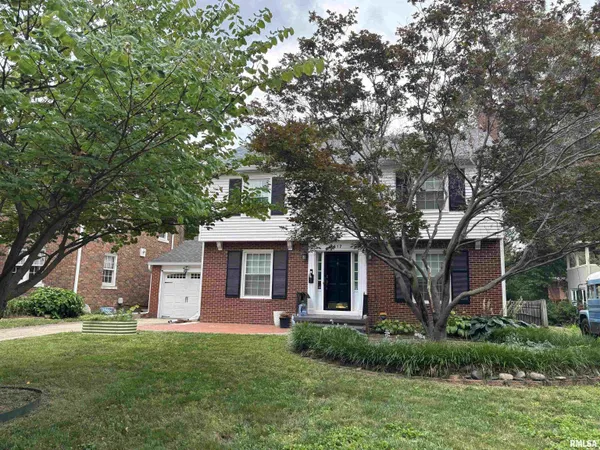 $311,500 | 1417 South Douglas Avenue, Springfield, IL 62704