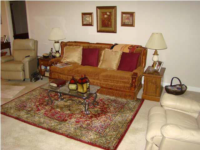 111 Springtree Drive Brandon, MS 39042 - Photo 5 of 19 Living Room