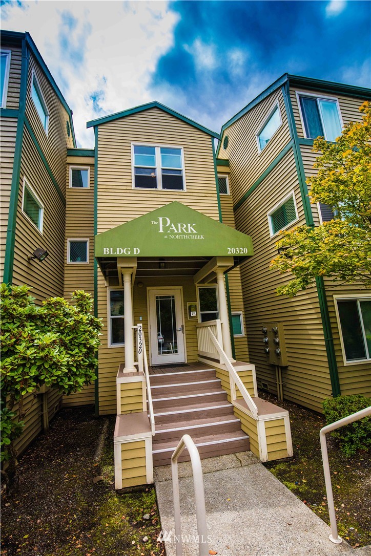 20320 Bothell Everett Highway, Unit D201 Bothell, WA 98012 - Photo 2 of 18